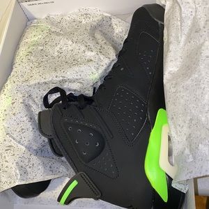 AIR JORDAN RETRO 6 ELECTRIC GREEN